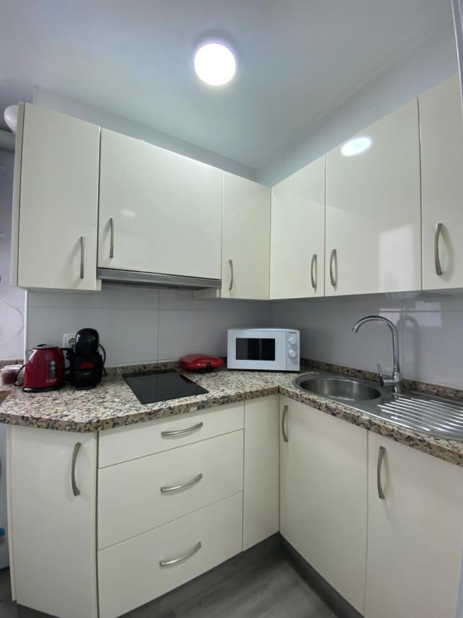Piso Junto Al Hospital Macarena Apartment Seville Exterior photo